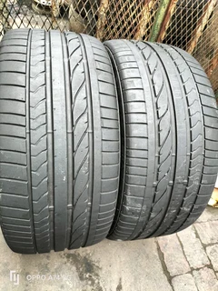 2x 275/40/20 Bridgestone Dueler Runflat