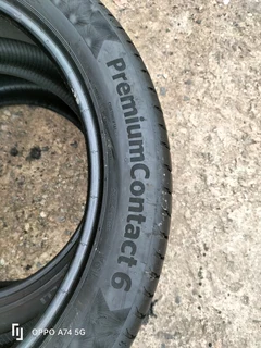 2x 275/40/21 Continental premium Contact 6 normal