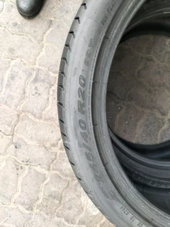 2x 245/40/20 Pirelli pzero Runflat