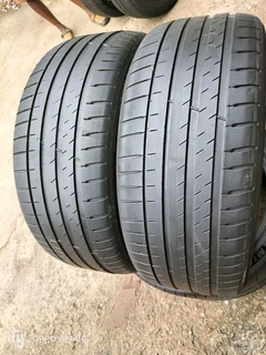 2x 225/45/19 Michelin pilot Sport 4