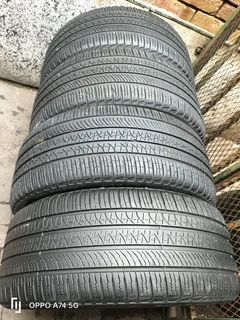 Set 4x 285/40/23 Pirelli Scorpion zero