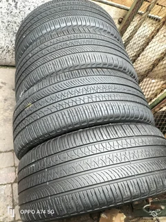 Set 4x 285/40/23 Pirelli Scorpion zero