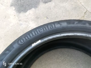 2x 275/35/22 Continental premium Contact 6