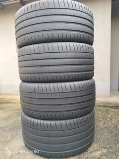 SET 285/35/22 AND 315/30/22 Michelin pilot Sport 4S ⭐ rated
