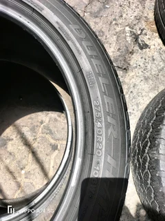 1x 275/40/20 Bridgestone Dueler Runflat