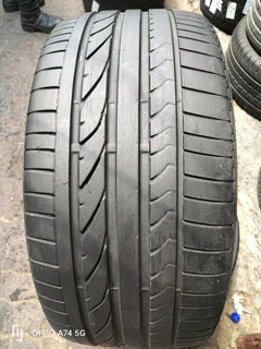1x 275/40/20 Bridgestone Dueler Runflat