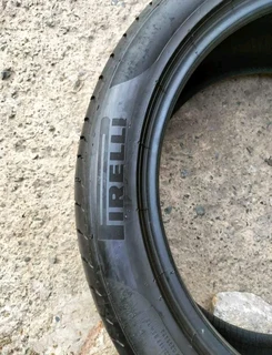 1x 295/35/21 Pirelli pzero