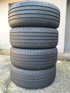 Set 4x 245/50/19 Goodyear Eagle F1 Asymmetric 6, 95%thrd