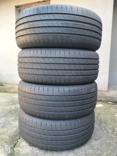 Set 4x 245/50/19 Goodyear Eagle F1 Asymmetric 6, 95%thrd