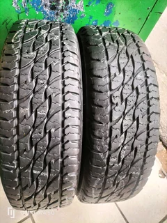 2x 225/65/17 Bridgestone Dueler AT