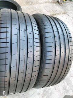 Two tyres 275/40/21 Pirelli pzero Runflat, 90%thread