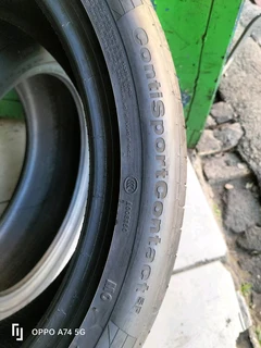 2x 255/40/20 Continental Sports Contact 5