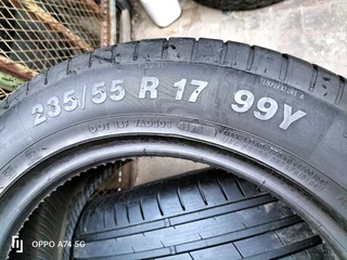 2x 235/55/17 Appolo