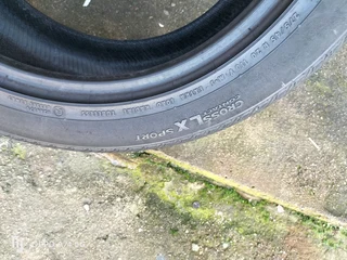 2x 275/35/20 Continental Cross contact