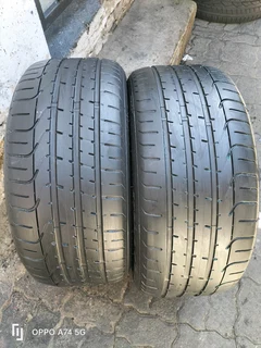 2x 255/40/19 Pirelli Pzero normal tyres