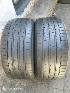 2x 255/40/19 Pirelli Pzero normal tyres