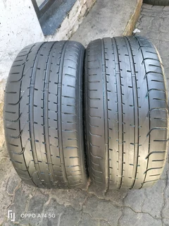2x 255/40/19 Pirelli Pzero normal tyres