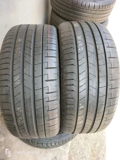 New 2x 275/40/20 Pirelli pzero normal tyres