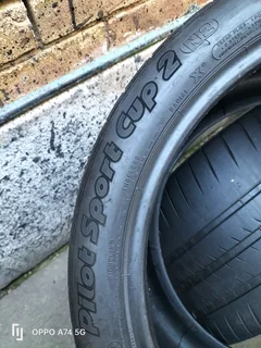 2x 325/30/21 Michelin pilot Sport Cup 2 like new