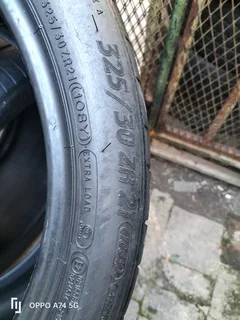 2x 325/30/21 Michelin pilot Sport Cup 2 like new
