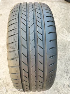 1x 245/50/18 Goodyear Efficient Runflat like new