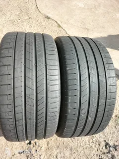 2x 315/40/21 Pirelli pzero like new