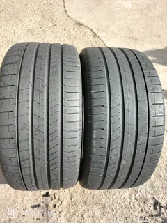 2x 315/40/21 Pirelli pzero like new