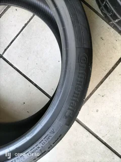 2x 245/35/19 Continental sport Contact 6