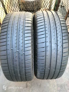 2x 235/55/19 Michelin pilot Sport 4SUV