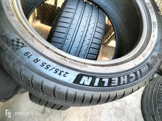 2x 235/55/19 Michelin pilot Sport 4SUV