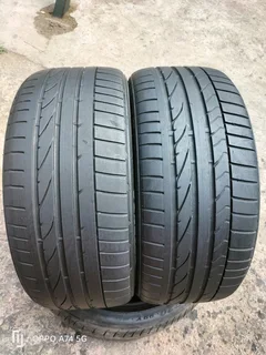 2x 215/40/17 Bridgstone Potenza