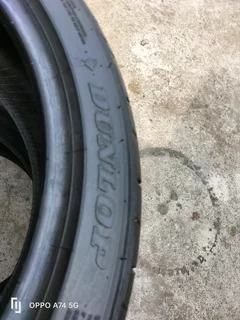 2x 255/40/20 Dunlop SP sport max Runflat