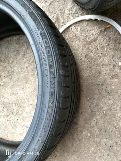 2x 305/30/23 continental Cross contact UHP