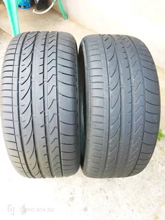 2x 275/50/19 Bridgstone Dueler