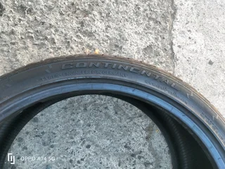 2x 305/30/23 continental Cross contact