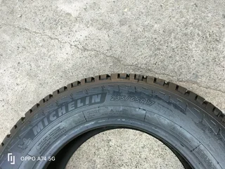 1x 235/65/17 Michelin LTX force