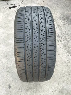 1x 275/40/22 Continental cross Contact like new