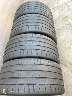 Set 285/35/22 and 315/30/22 Continental sport Contact 6