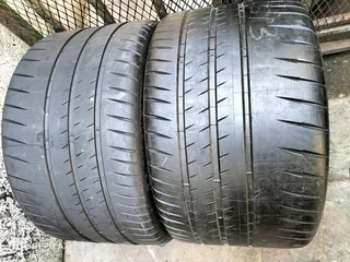 2x 325/30/19 Michelin pilot Sport Cup 2
