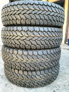 New 4x 235/85/16 General Grabber AT3 white lattering