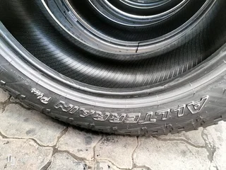 2x 275/55/20 Pirelli Scorpion AT plus