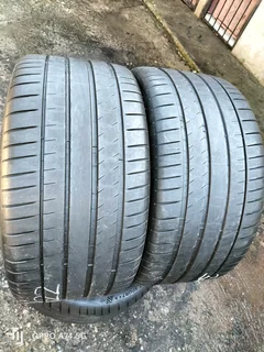 2x 315/30/22 Michelin pilot Sport 4S