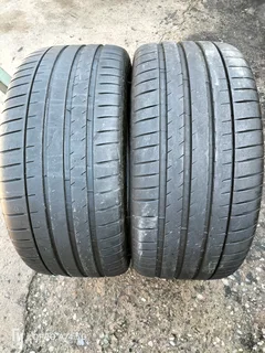 2x 285/35/22 Michelin pilot Sport 4S like new
