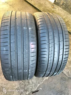 2x 275/35/22 Pirelli pzero
