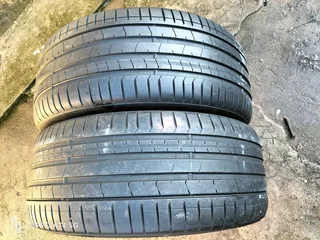 2x 275/35/22 Pirelli pzero