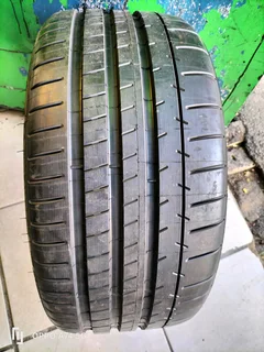 1x 265/30/20 Michelin pilot Super sport like new