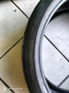 1x 265/30/20 Michelin pilot Super sport like new