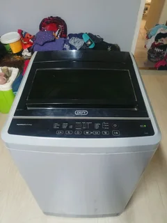 Excellent working 13kg defy top loader washing machine for sale R2850