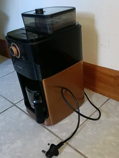 Phillips grind and brew coffee machine