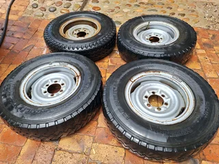 Land Cruiser Split Rims